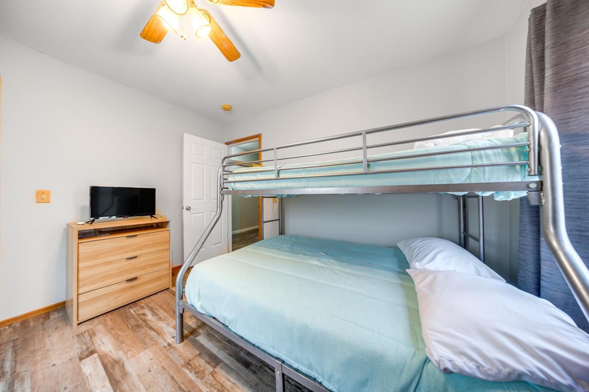 Family-Friendly Hideaway Near Presque Isle! Villa Erie Eksteriør bilde